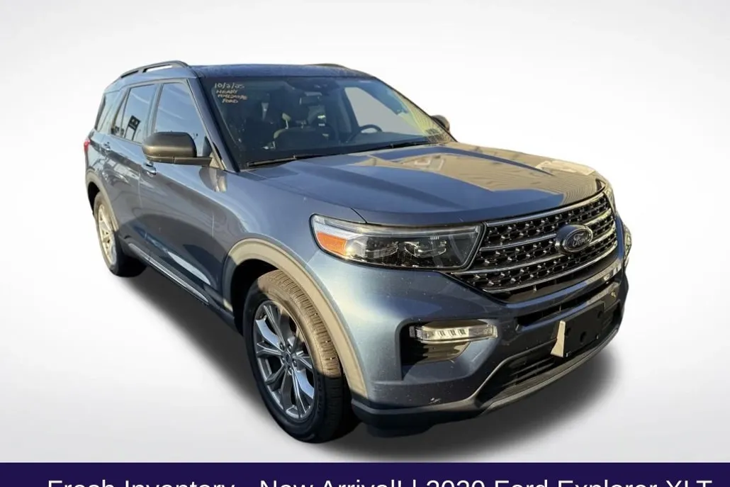 2020 Ford Explorer XLT photo 1