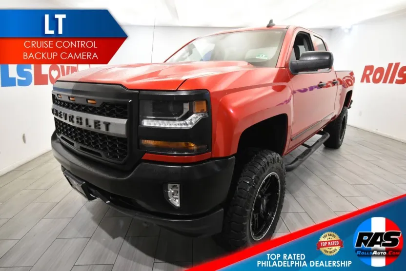 2016 Chevrolet Silverado LT photo 1