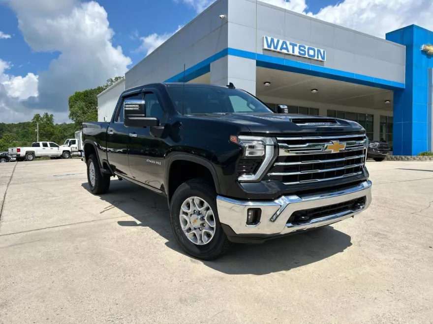 2025 Chevrolet Silverado 2500HD LTZ photo 1