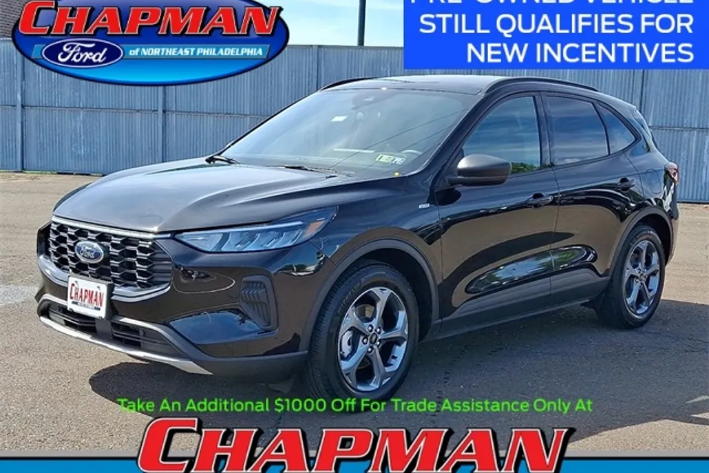 2025 Ford Escape ST-Line photo 1
