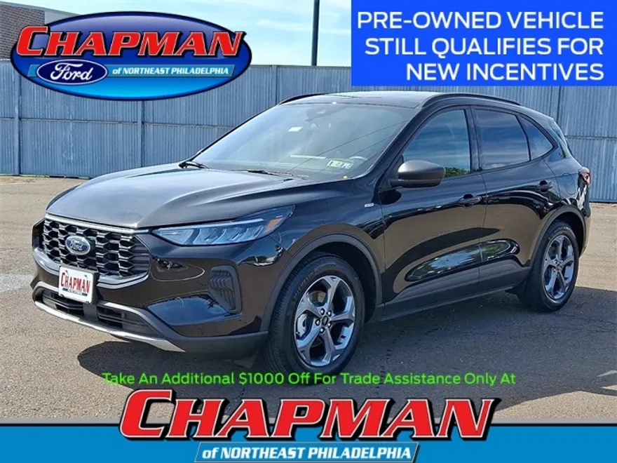 2025 Ford Escape ST-Line photo 1