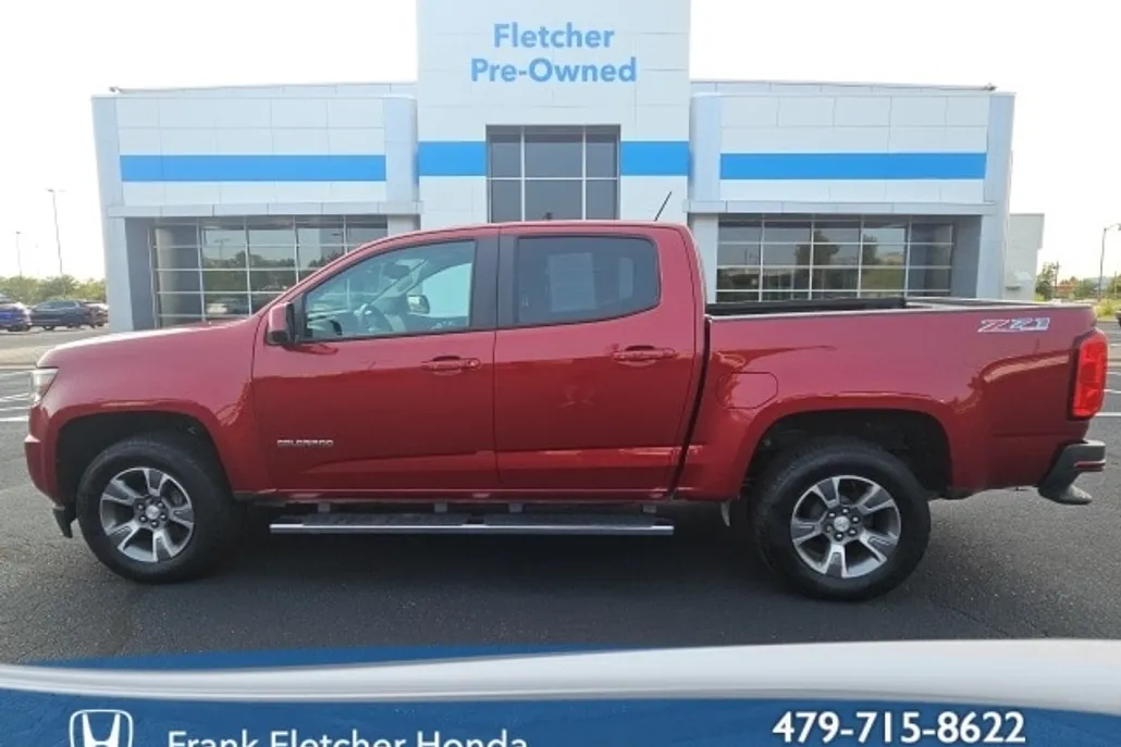 2017 Chevrolet Colorado Z71 photo 1