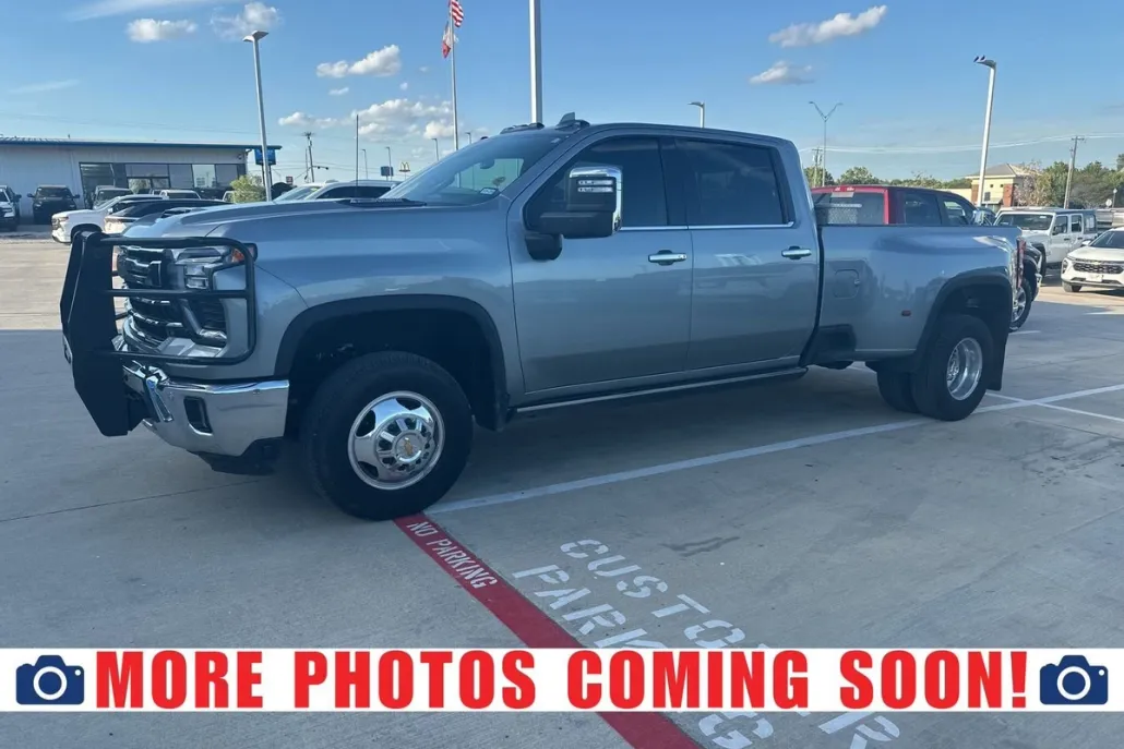 2024 Chevrolet Silverado 3500HD LTZ photo 1