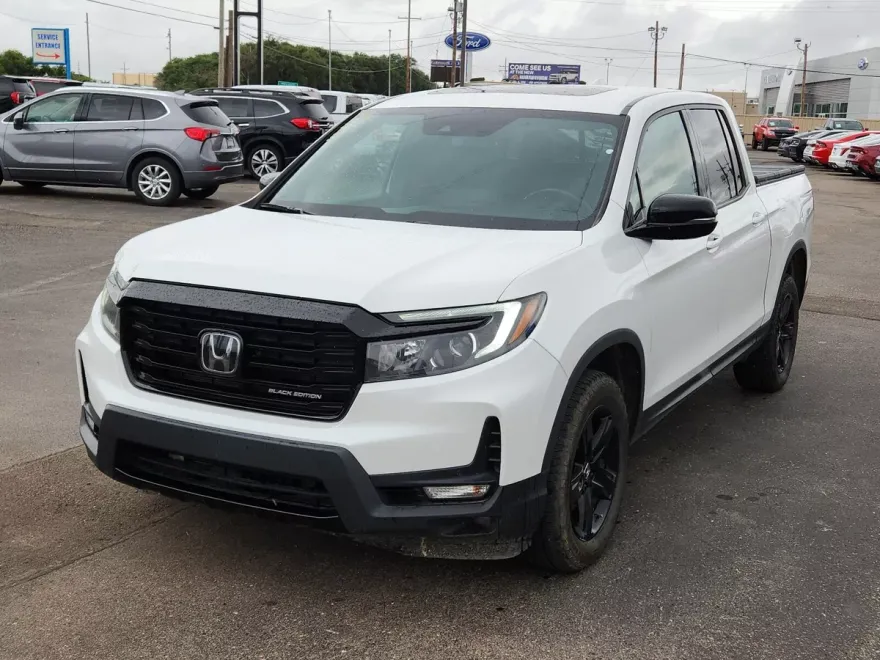 2022 Honda Ridgeline Black Edition photo 1