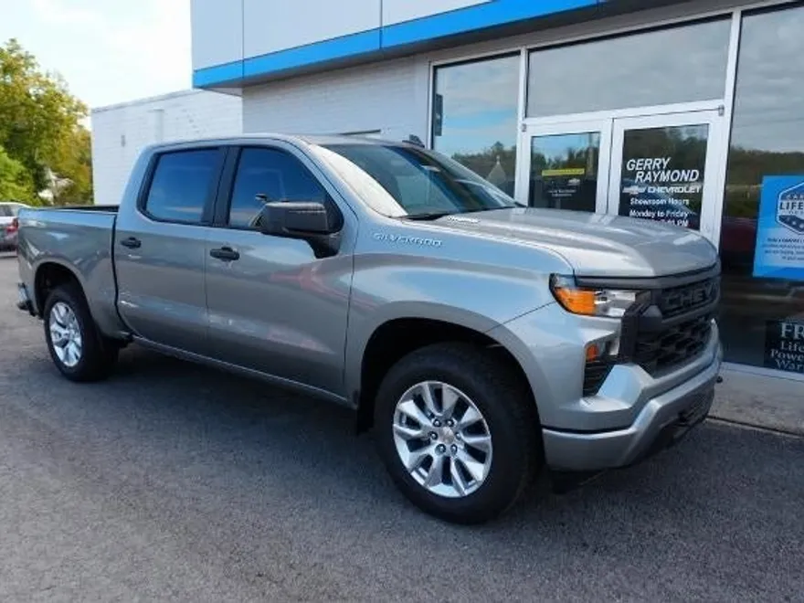 2026 Chevrolet Silverado 1500 Custom photo 1