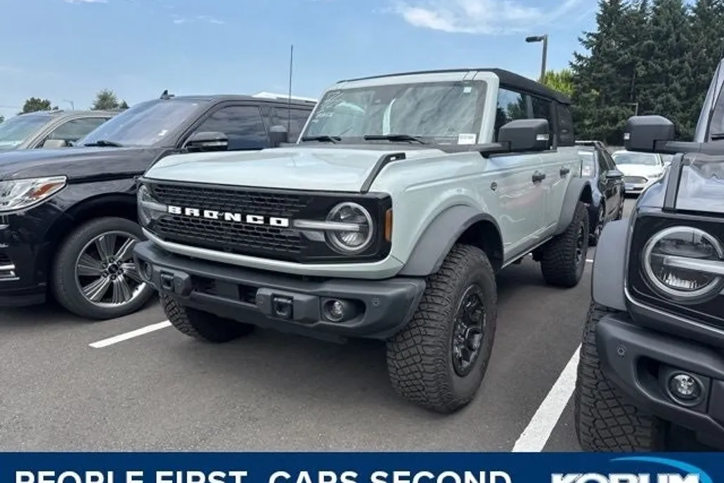2023 Ford Bronco Wildtrak photo 1