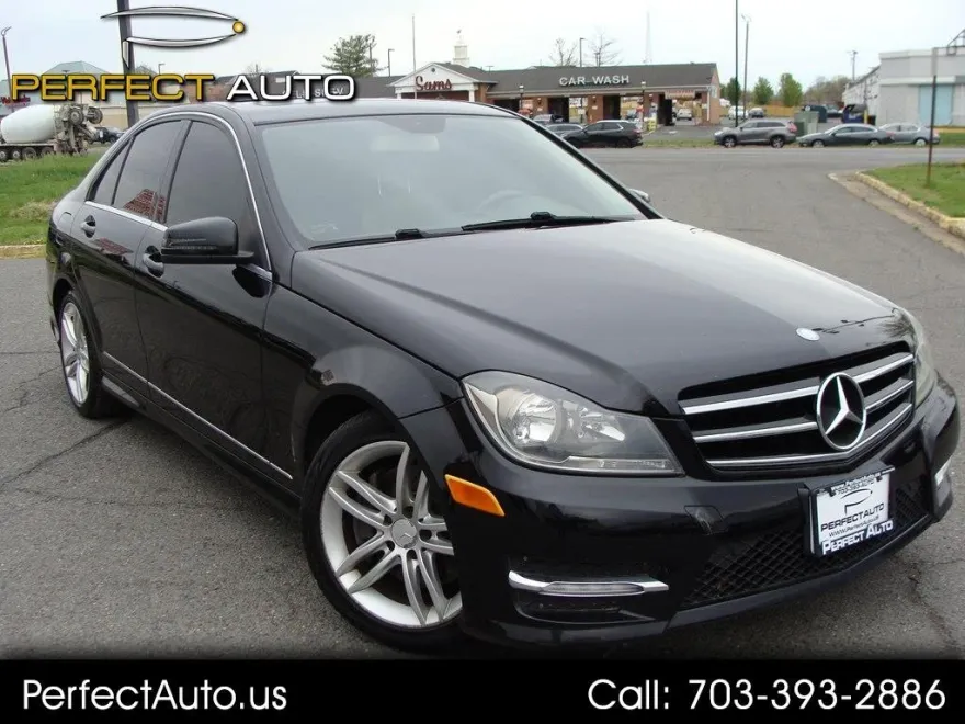 2014 Mercedes Benz C 300 4MATIC Sport Sedan photo 1