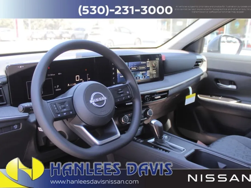 2025 Nissan Kicks SV photo 1