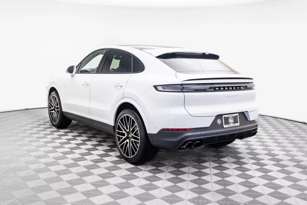 2025 Porsche Cayenne Coupe S photo 1