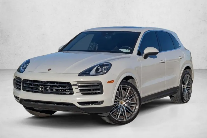 2023 Porsche Cayenne Platinum Edition photo 1