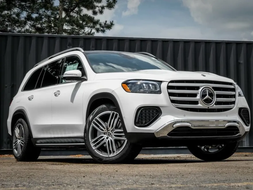 2025 Mercedes Benz GLS 450 4MATIC photo 1