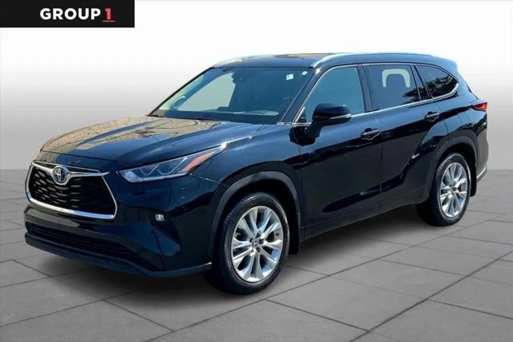 2021 Toyota Highlander Limited photo 1