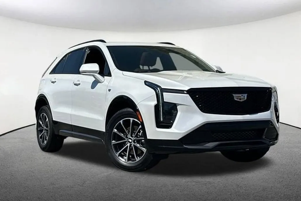 2024 Cadillac XT4 Sport photo 1