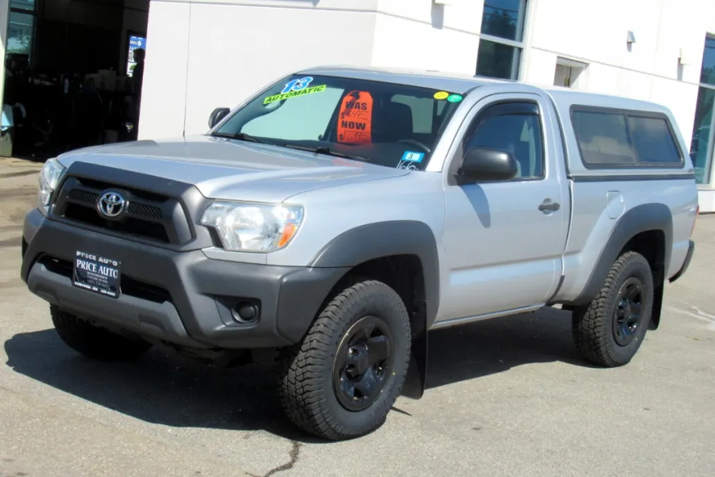 2013 Toyota Tacoma Base 4x4 photo 1