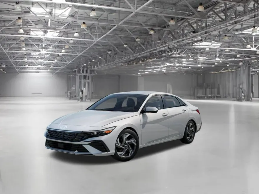 2025 Hyundai Elantra Limited photo 1