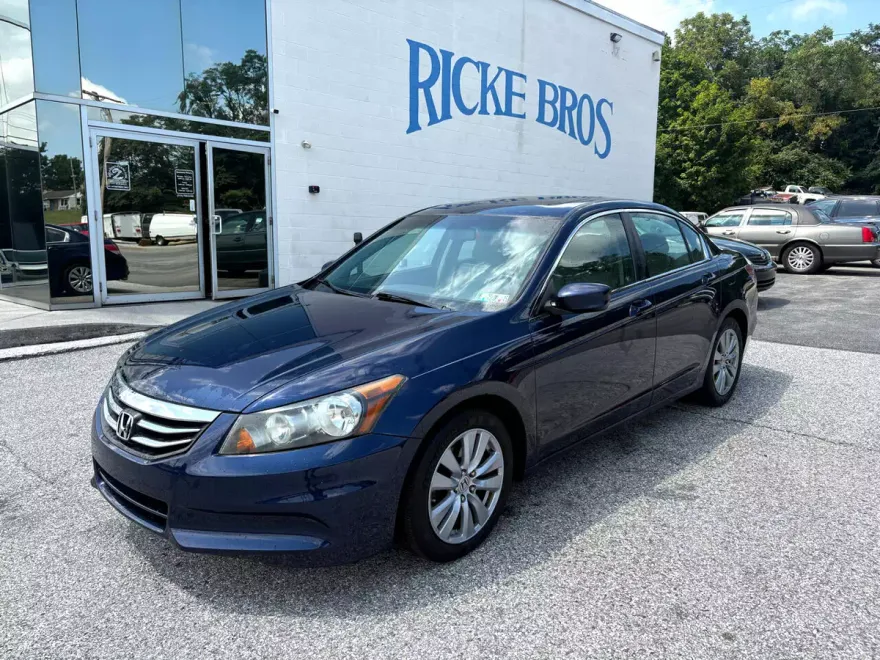 2011 Honda Accord EX-L photo 1