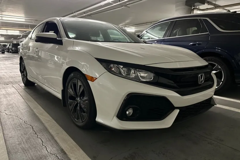 2018 Honda Civic EX-L photo 1