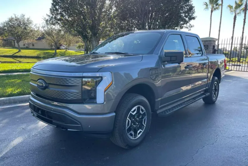 2023 Ford F-150 photo 1