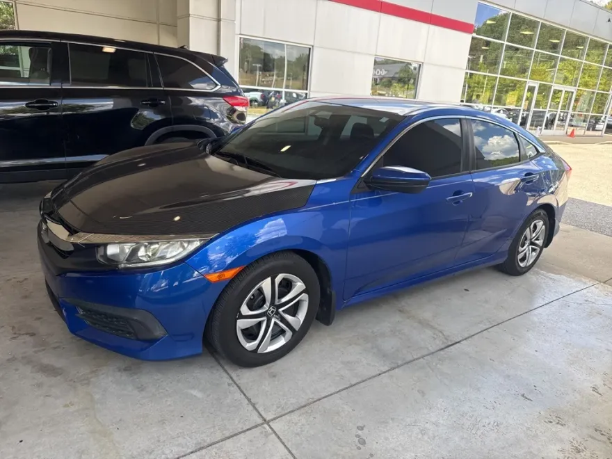 2016 Honda Civic LX photo 1