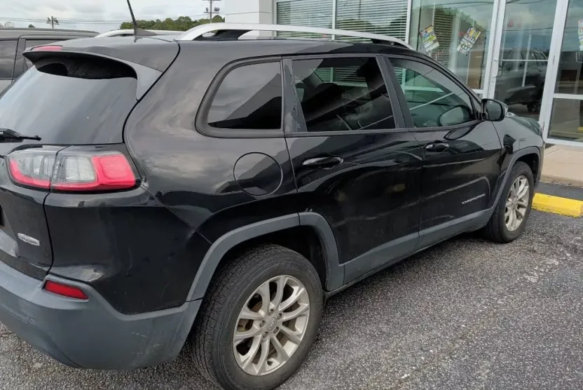 2020 Jeep Cherokee Latitude photo 1