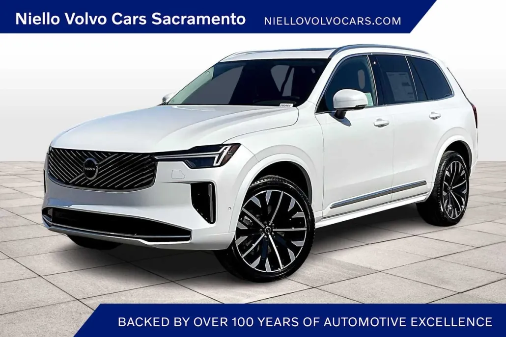 2026 Volvo XC90 B5 Plus photo 1