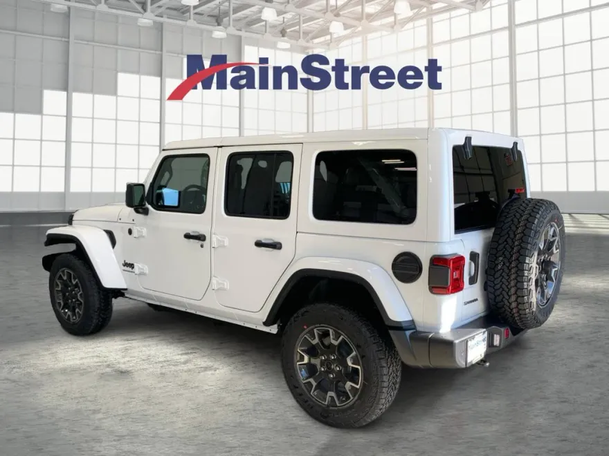 2025 Jeep Wrangler Sahara photo 1