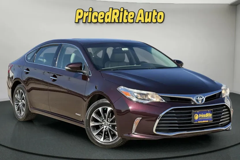 2016 Toyota Avalon XLE Premium Hybrid photo 1
