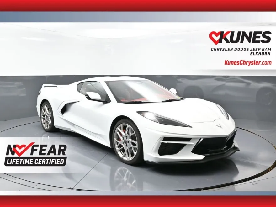 2024 Chevrolet Corvette Stingray 3LT photo 1