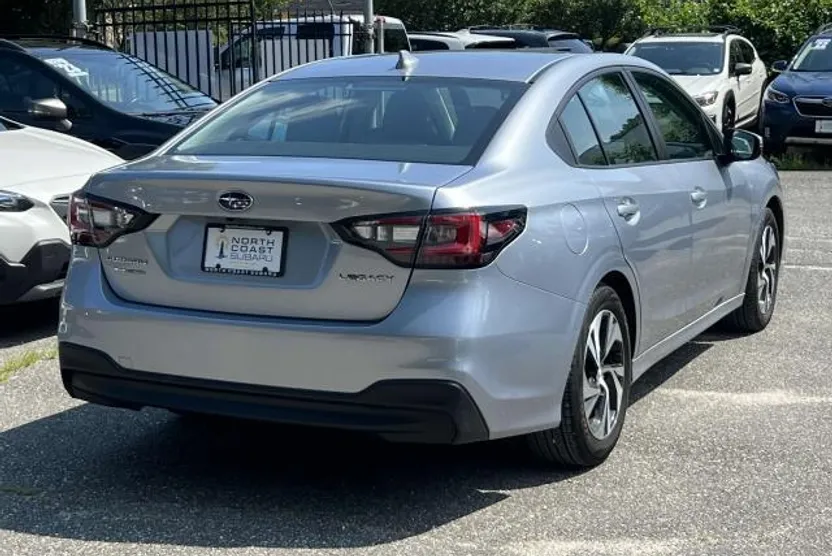 2023 Subaru Legacy Premium photo 1