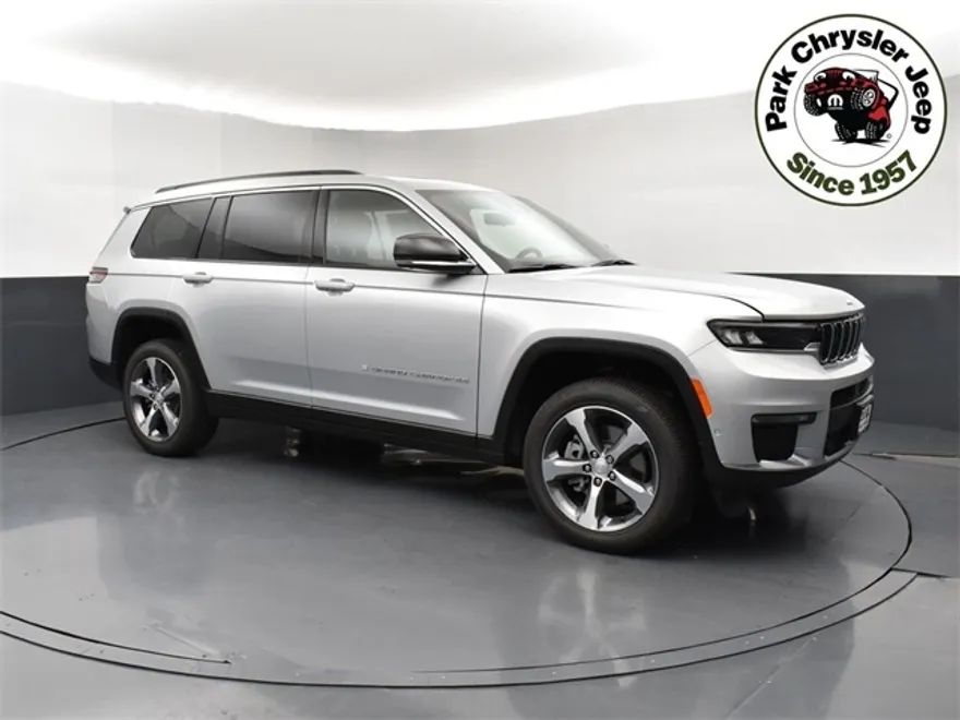 2025 Jeep Grand Cherokee Limited photo 1