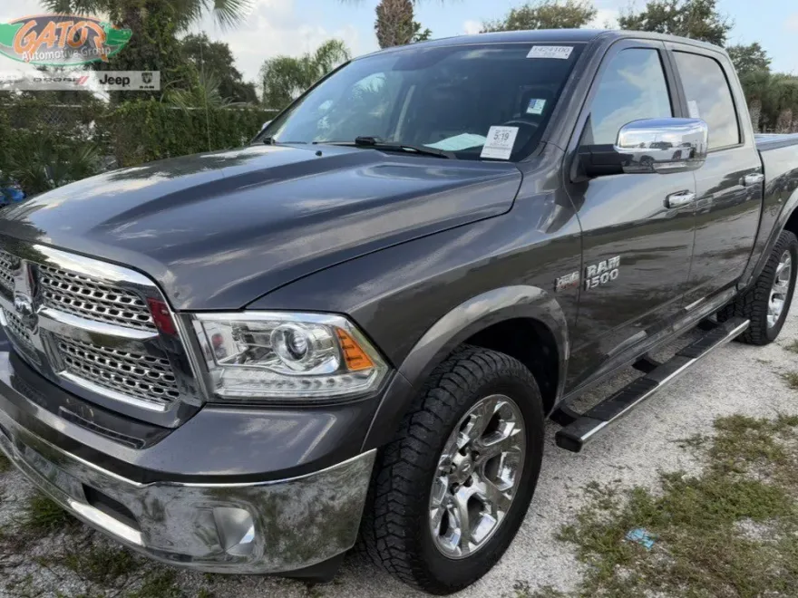 2017 Ram 1500 Laramie photo 1