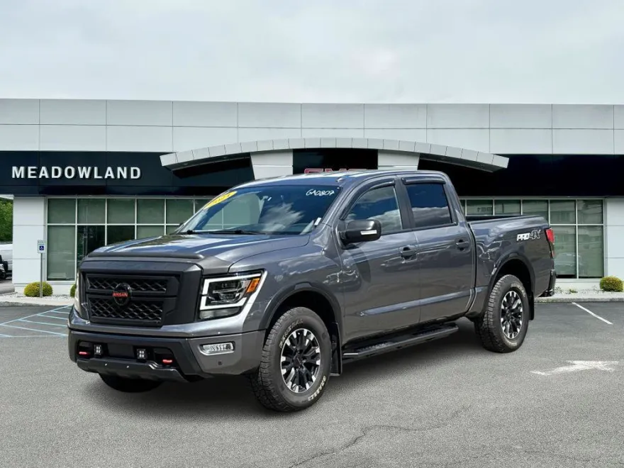 2021 Nissan Titan PRO-4X photo 1