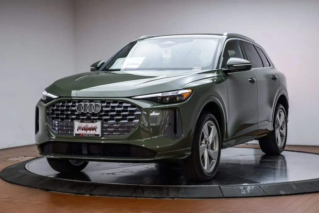2025 Audi Q5 Premium Plus photo 1