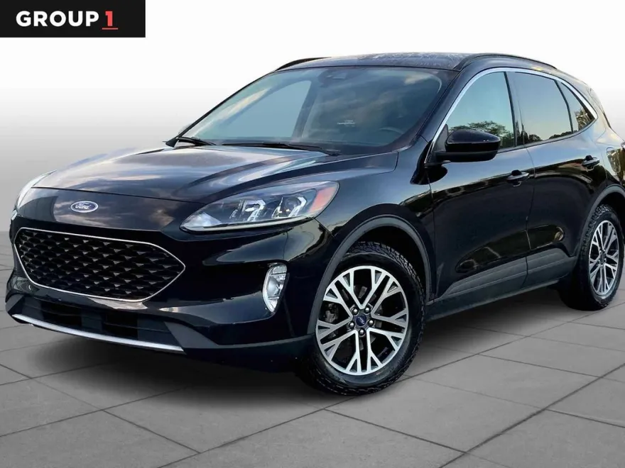 2020 Ford Escape SEL photo 1