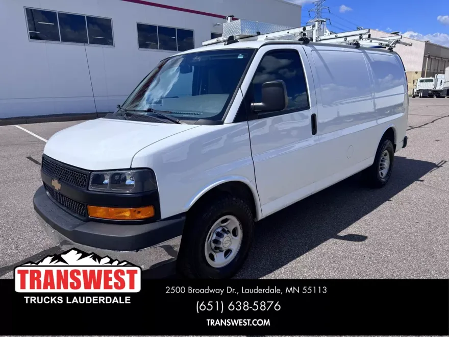 2021 Chevrolet Express 3500 Work Van photo 1