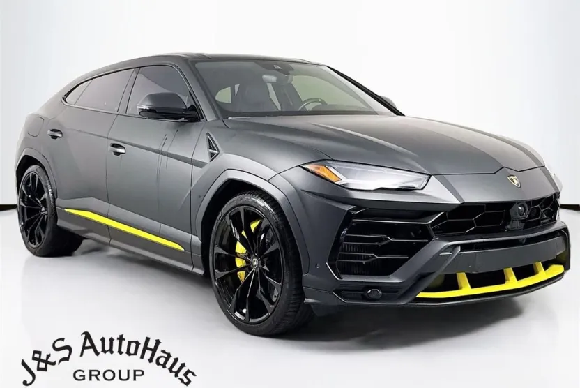 2019 Lamborghini Urus Base photo 1