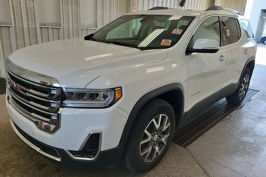 2023 Gmc Acadia SLE photo 1