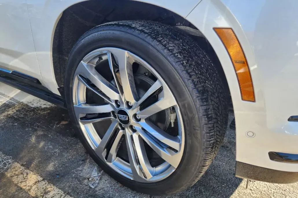 2025 Cadillac Escalade Sport photo 1