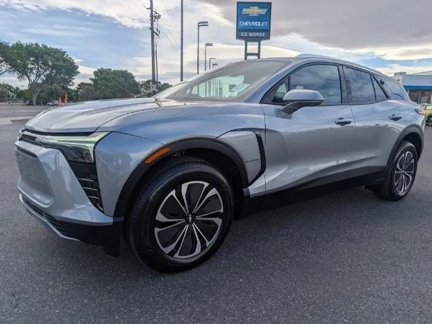 2025 Chevrolet Blazer EV photo 1