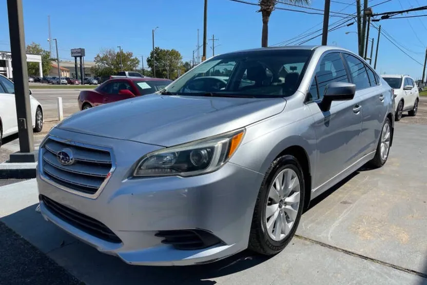2016 Subaru Legacy 2.5i Premium photo 1