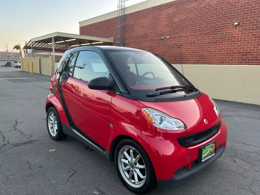 2009 Smart Fortwo photo 1