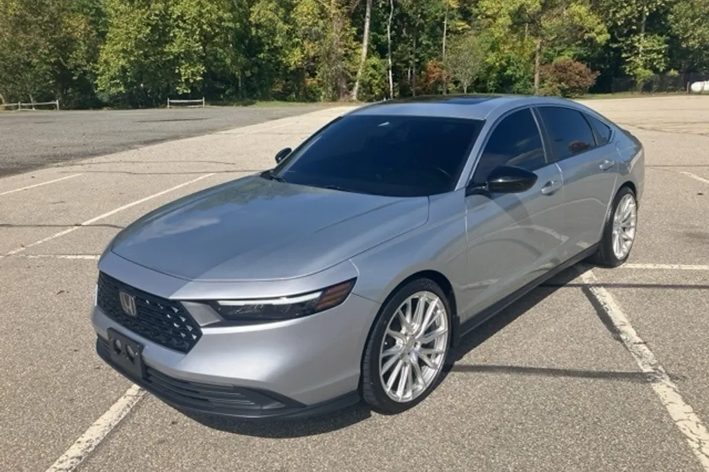 2024 Honda Accord Hybrid Sport photo 1