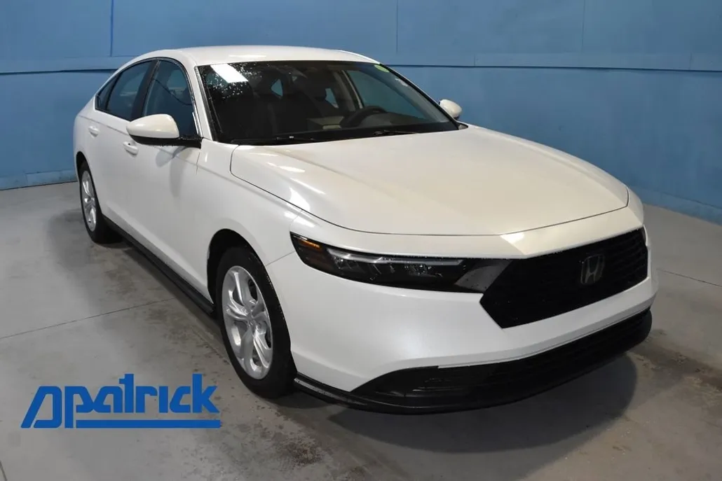 2024 Honda Accord LX photo 1