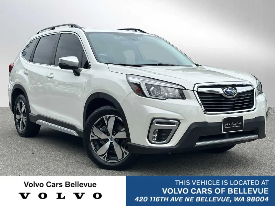 2020 Subaru Forester Touring photo 1