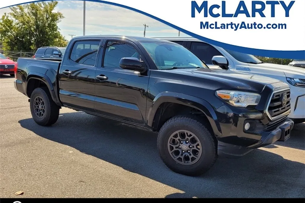 2018 Toyota Tacoma SR5 V6 photo 1