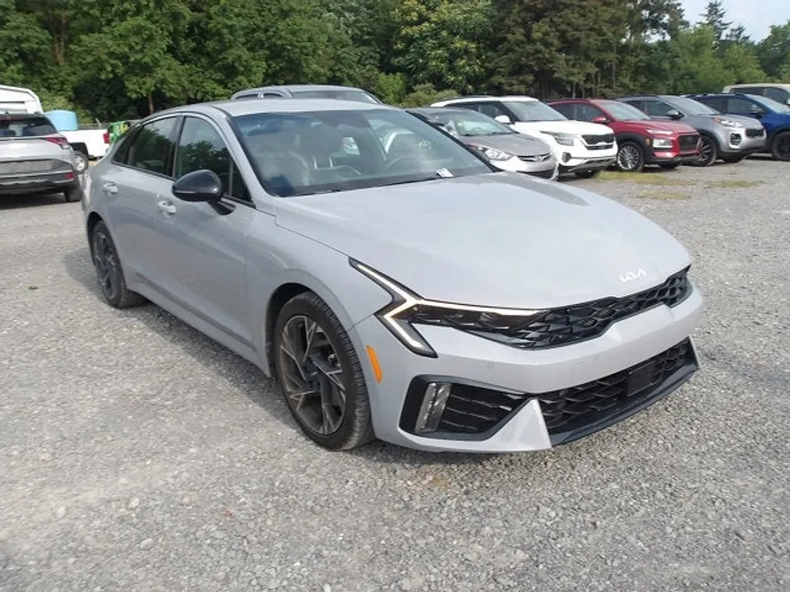 2025 Kia K5 GT-Line photo 1