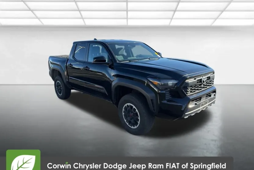 2024 Toyota Tacoma TRD Off-Road 4x4 photo 1