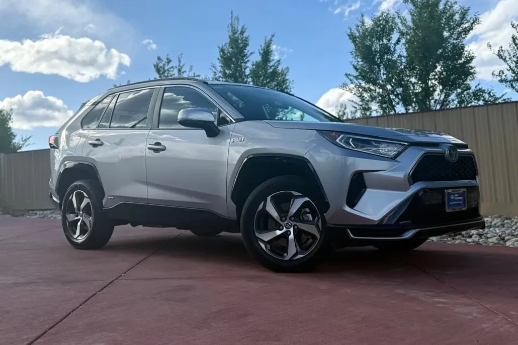 2021 Toyota RAV4 Prime XLE Premium photo 1