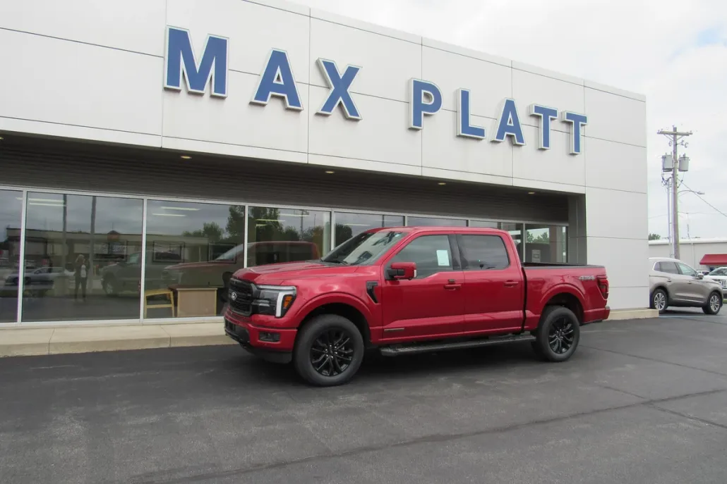 2025 Ford F-150 Lariat photo 1