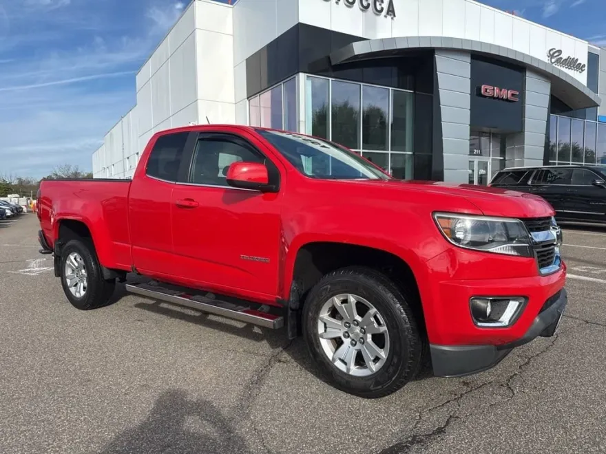 2016 Chevrolet Colorado LT photo 1